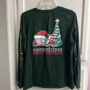Women’s Vineyard Vines Mrs Claus Christmas Tee